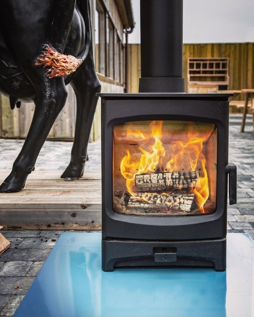 [441AIRE05LS/MB] CHARNWOOD AIRE 5 ESTUFA LEÑA 7KW